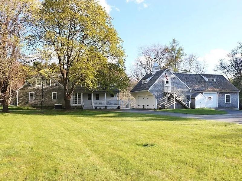 Antique cape and carriage house